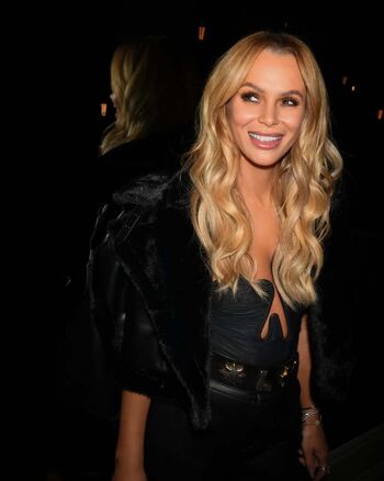 🔥 Amanda holden  page leaked private photo uncensored full