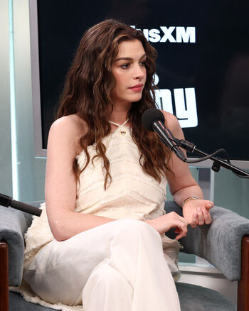 🔥 Anne hathaway leaked private photo uncensored full