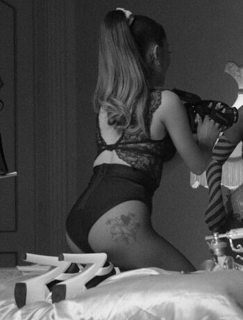 🔥 Ariana grande page leaked private photo uncensored full