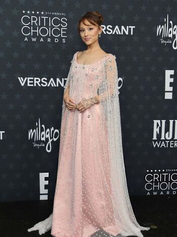 🔥 Ariana grande page leaked private photo uncensored full