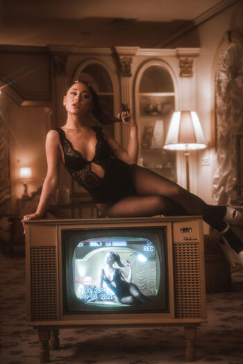 🔥 Ariana grande page leaked private photo uncensored full