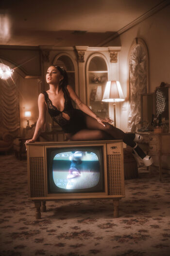 🔥 Ariana grande page leaked private photo uncensored full