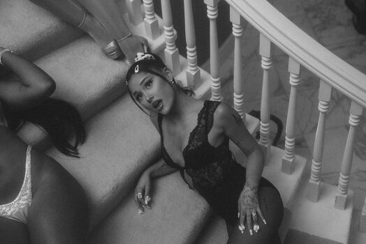 🔥 Ariana grande page leaked private photo uncensored full