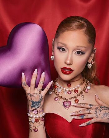 🔥 Ariana grande page leaked private photo uncensored full