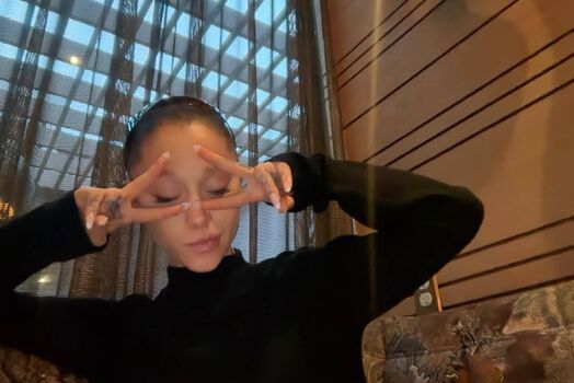 🔥 Ariana grande page leaked private photo uncensored full