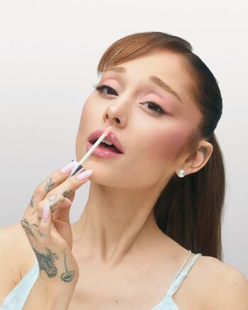 🔥 Ariana grande leaked private photo uncensored full