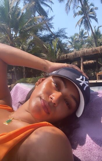 🔥 Bangladeshi leaked private photo uncensored full