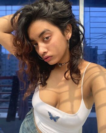 🔥 Bangladeshi leaked private photo uncensored full