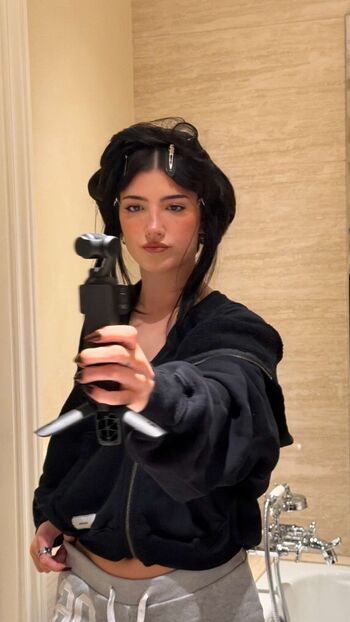 🔥 Charli d amelio page leaked private photo uncensored full