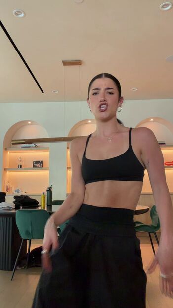 🔥 Charli d amelio page leaked private photo uncensored full