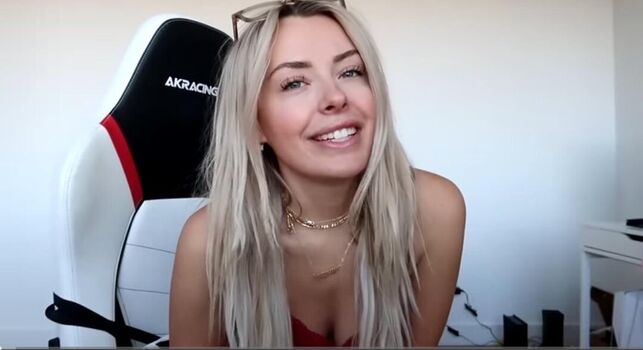 🔥 Corinna kopf  page leaked private photo uncensored full