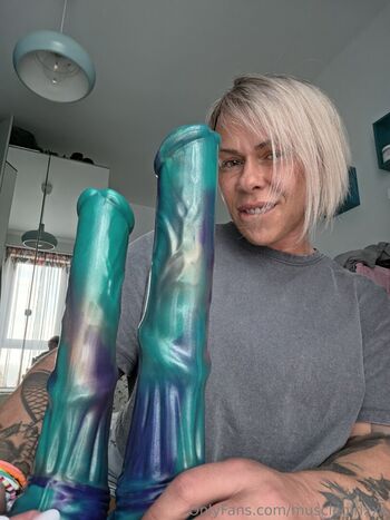 🔥 Crazyxbody  page leaked private photo uncensored full