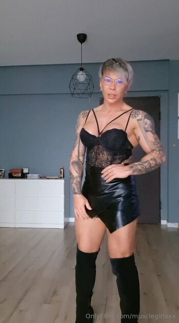 🔥 Crazyxbody  page leaked private photo uncensored full
