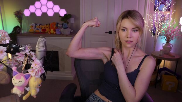 🔥 Dizzykitten leaked private photo uncensored full