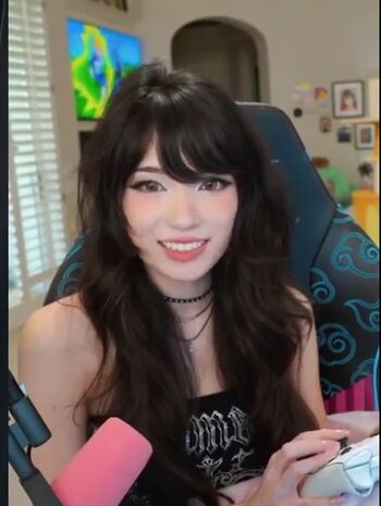🔥 Emiru leaked private photo uncensored full