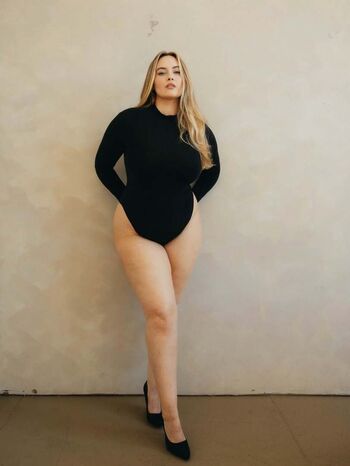 🔥 Erinmhk page leaked private photo uncensored full