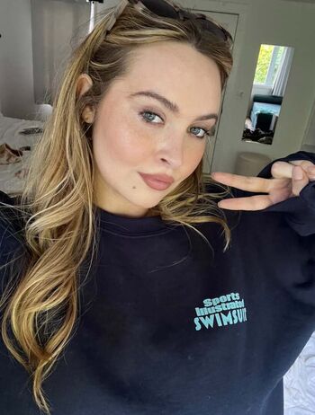 🔥 Erinmhk page leaked private photo uncensored full