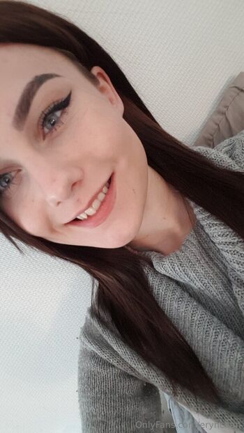 🔥 Erynchan leaked private photo uncensored full