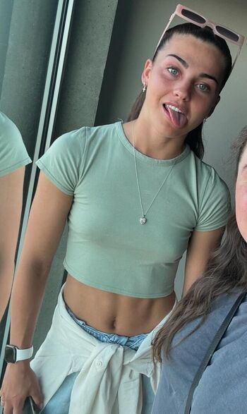 🔥 Female football page leaked private photo uncensored full