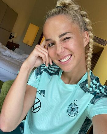 🔥 Female football page leaked private photo uncensored full