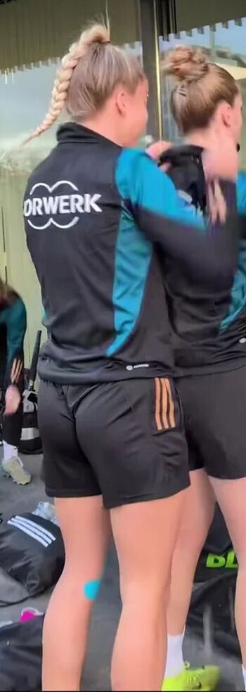 🔥 Female football page leaked private photo uncensored full