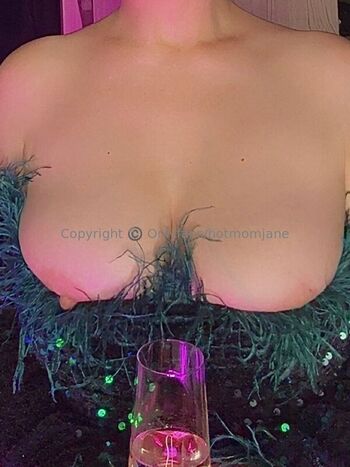 🔥 Hotmomjane leaked private photo uncensored full