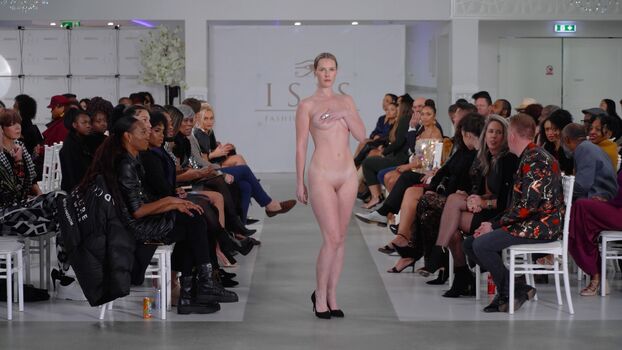 🔥 Isis fashion awards leaked private photo uncensored full