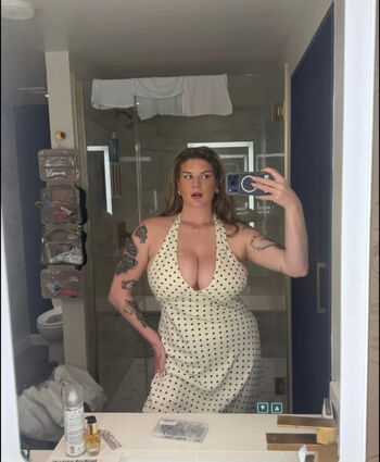 🔥 Itshannahowo page leaked private photo uncensored full