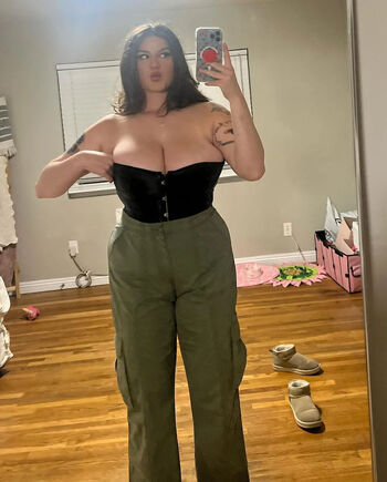 🔥 Itshannahowo leaked private photo uncensored full