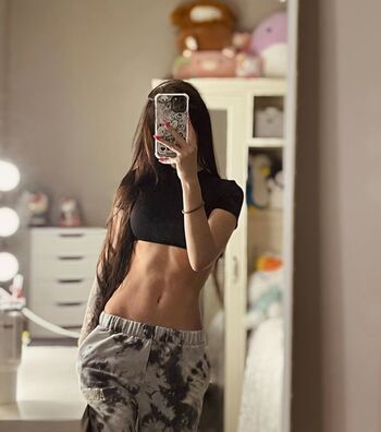 🔥 Kylee carter  page leaked private photo uncensored full