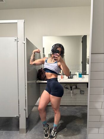 🔥 Lockerroomangel leaked private photo uncensored full