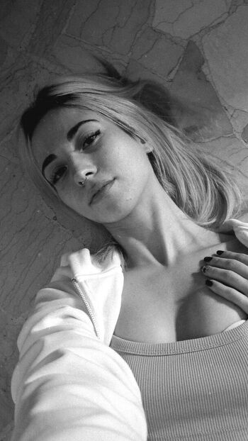 🔥 Lucrelisa  page leaked private photo uncensored full