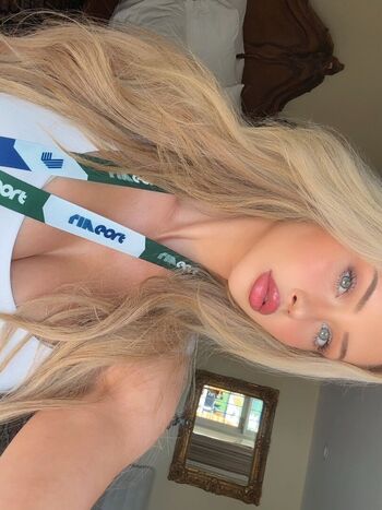 🔥 Mikayladvip  page leaked private photo uncensored full