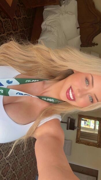 🔥 Mikayladvip  page leaked private photo uncensored full