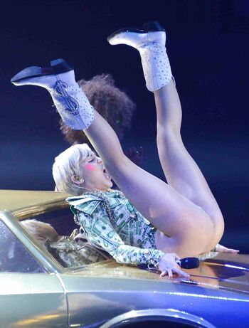 🔥 Miley cyrus page leaked private photo uncensored full