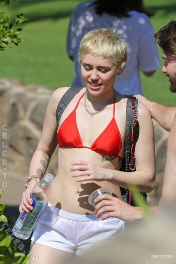 🔥 Miley cyrus page leaked private photo uncensored full