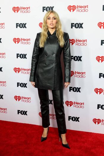 🔥 Miley cyrus page leaked private photo uncensored full