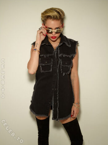 🔥 Miley cyrus page leaked private photo uncensored full