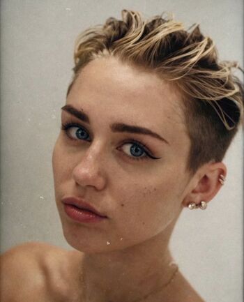🔥 Miley cyrus leaked private photo uncensored full