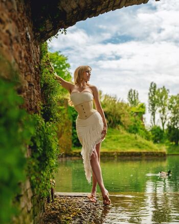 🔥 Nadyasonika leaked private photo uncensored full