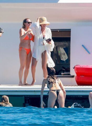 🔥 Nina dobrev leaked private photo uncensored full