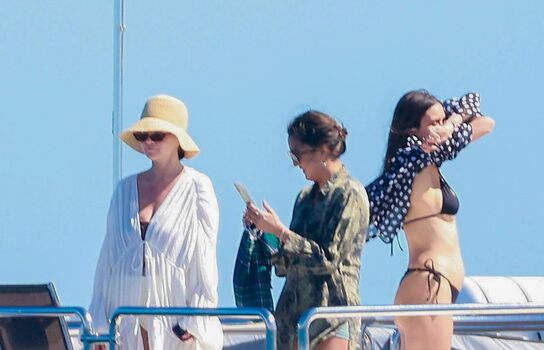 🔥 Nina dobrev leaked private photo uncensored full