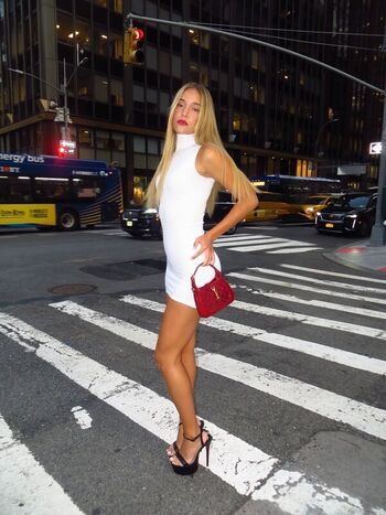 🔥 Olivia ponton leaked private photo uncensored full