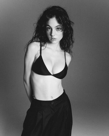 🔥 Sonya zoloeva page leaked private photo uncensored full