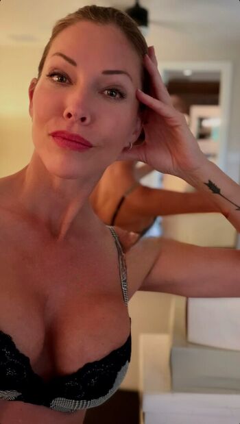 🔥 Tricia helfer leaked private photo uncensored full