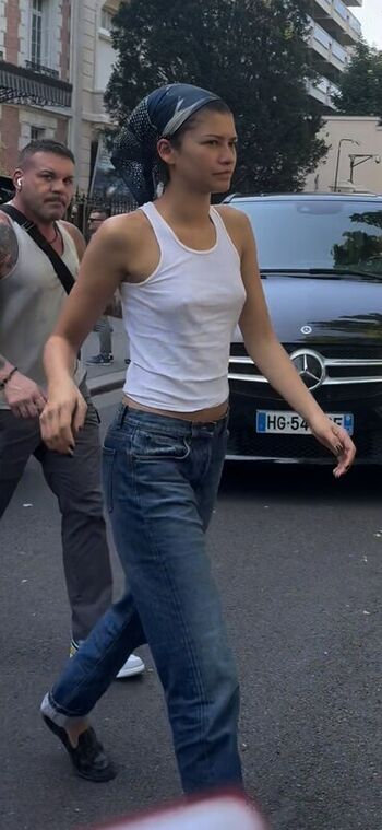 🔥 Zendaya page leaked private photo uncensored full