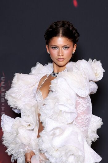 🔥 Zendaya page leaked private photo uncensored full