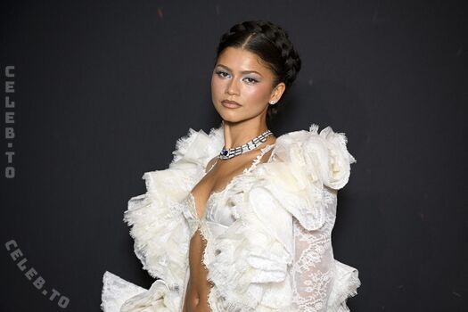 🔥 Zendaya page leaked private photo uncensored full