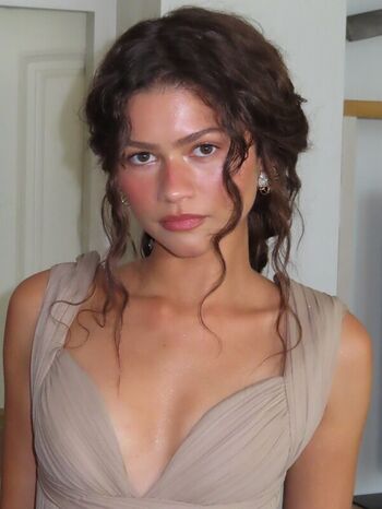 🔥 Zendaya leaked private photo uncensored full