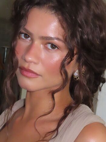 🔥 Zendaya leaked private photo uncensored full